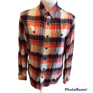 𝅺16.  Flannel American Eagle Outfitters Orange, Blue & White Long Sleeve Shirt